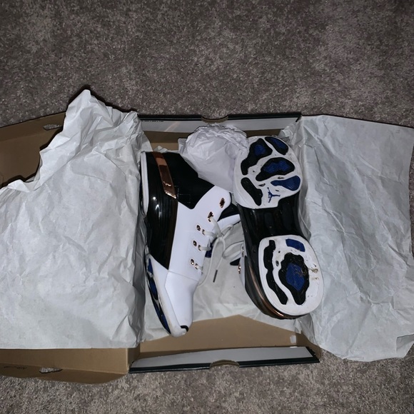 GREAT CONDITION 9.5/10 jordan 17+ retro - Picture 6 of 9